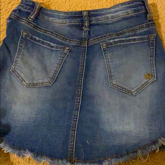 Jean skirt ! - Picture 2 of 2